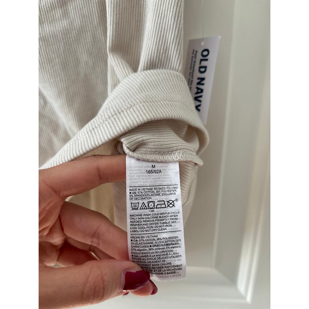 Old Navy Medium Ribbed Tan Tank Top with Brown Trim - Picture 6 of 7